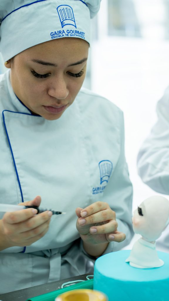 Escuela de Gastronomia Reposteria y Panaderia a Distancia en Bucaramanga